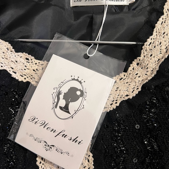 ladies jacket- unique design - Picture 9 of 15